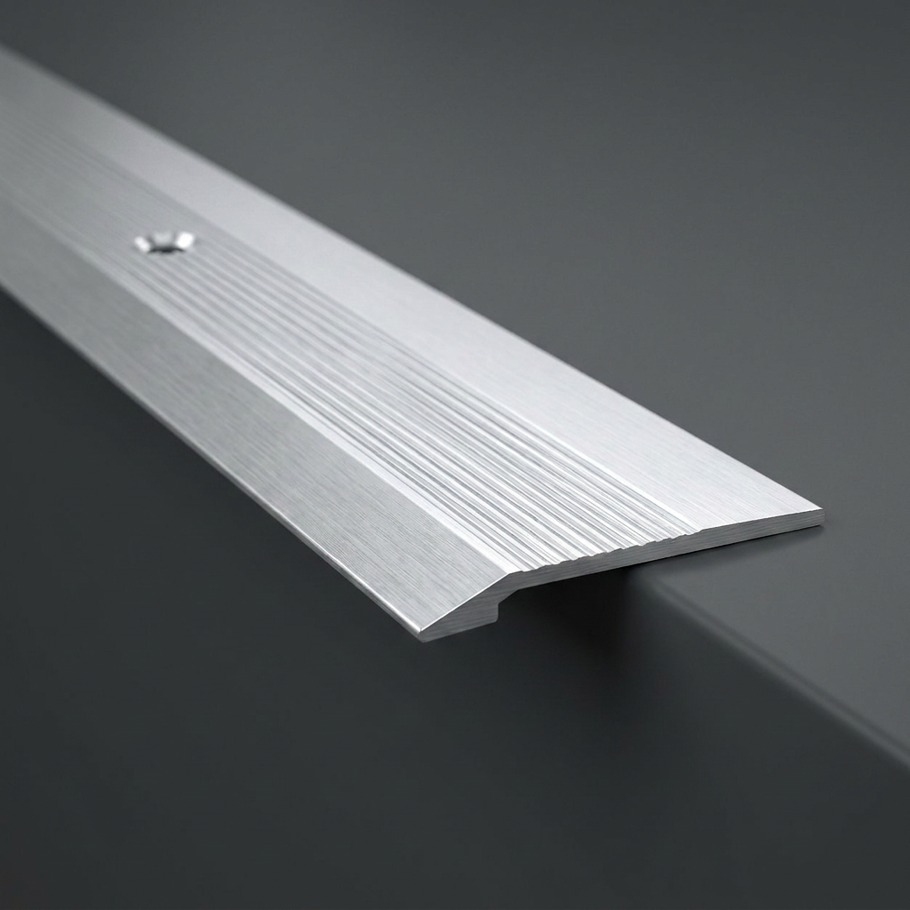 3 x Aluminium Vinyl Edge Floor Transition Strip, 28mm x 6mm x 89.5cm DIY Low Profile Floor Trim for Finishing and Edge Protection